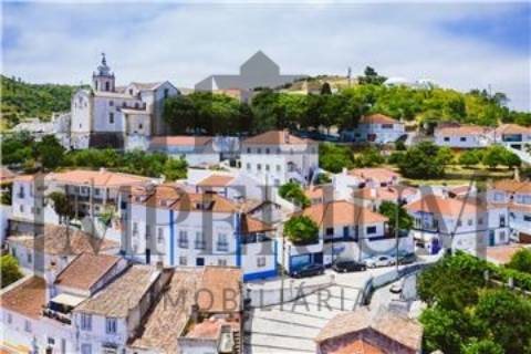 Moradia T2 Arrendamento em Alenquer (Santo Estêvão e Triana),Alenquer