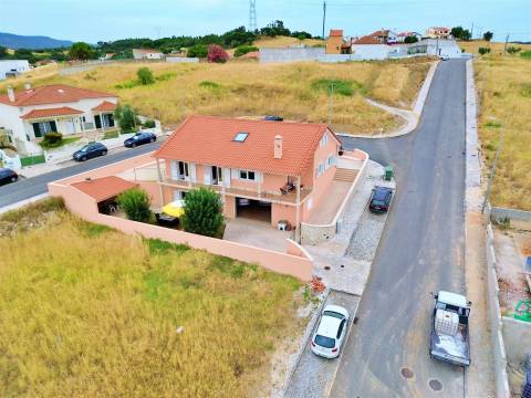 Moradia T3 Venda em Abrigada e Cabanas de Torres,Alenquer