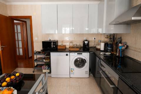 Apartamento T2 Venda em Carregado e Cadafais,Alenquer