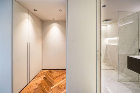 Apartamento de luxo c/ 4 suites, acabamentos premium, Junto à Avenida da Boavista