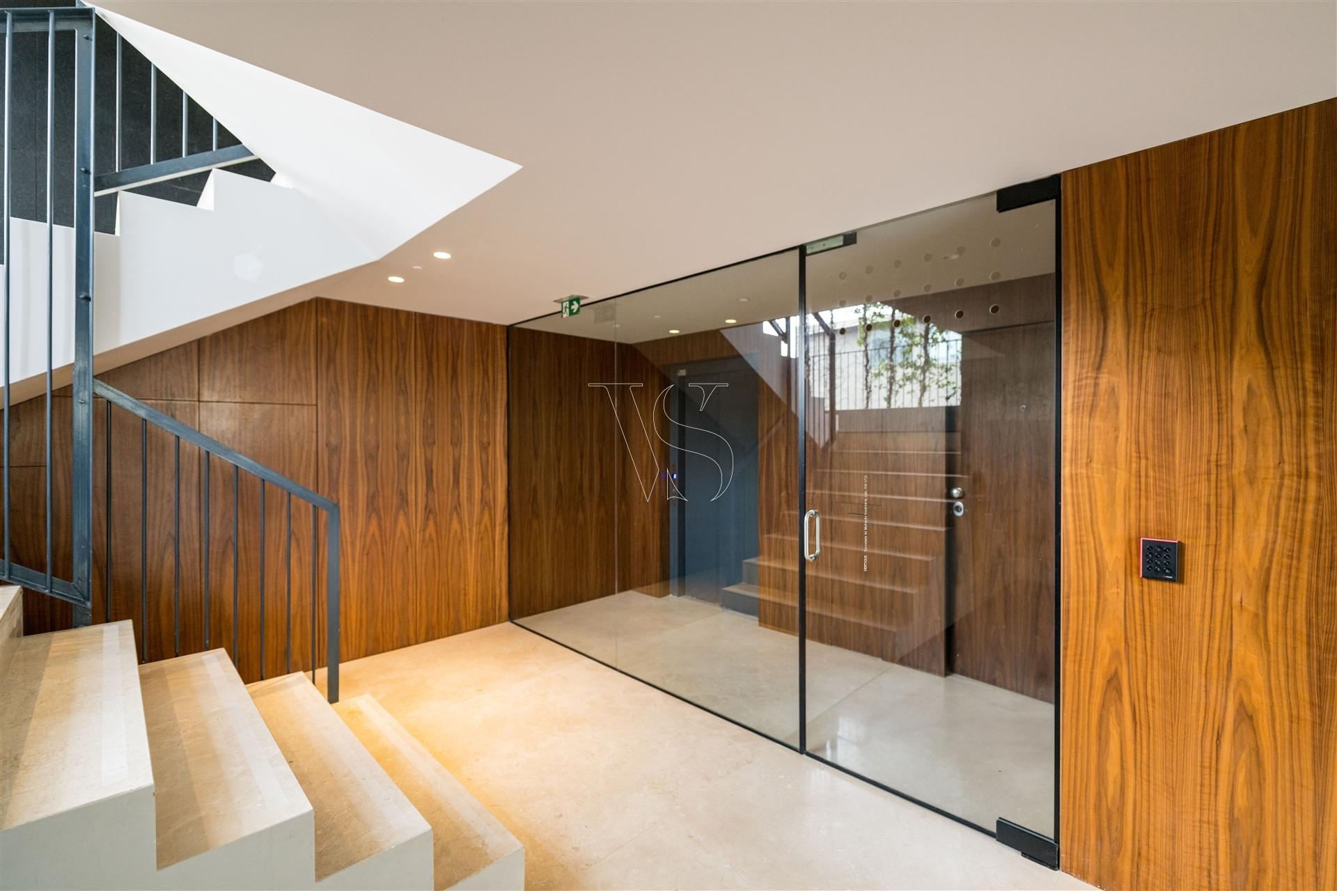 Apartamento de luxo c/ 4 suites, acabamentos premium, Junto à Avenida da Boavista