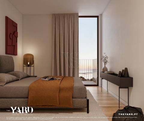 Apt. de Luxo T3 Duplex  c/ varanda 23 m2 - "The YARD" (Jardins d´Arrábida)