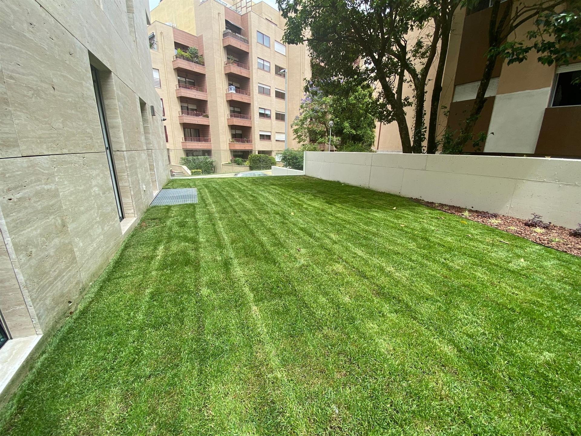 Apt. T1 - Condomínio Fechado c/ terraço 79 m2- Jardim d´Arca d´Água