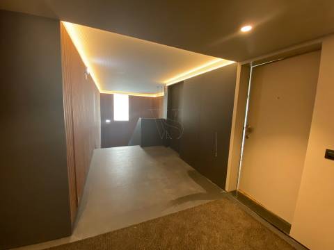 Apt. T1 - Condomínio Fechado c/ terraço 79 m2- Jardim d´Arca d´Água