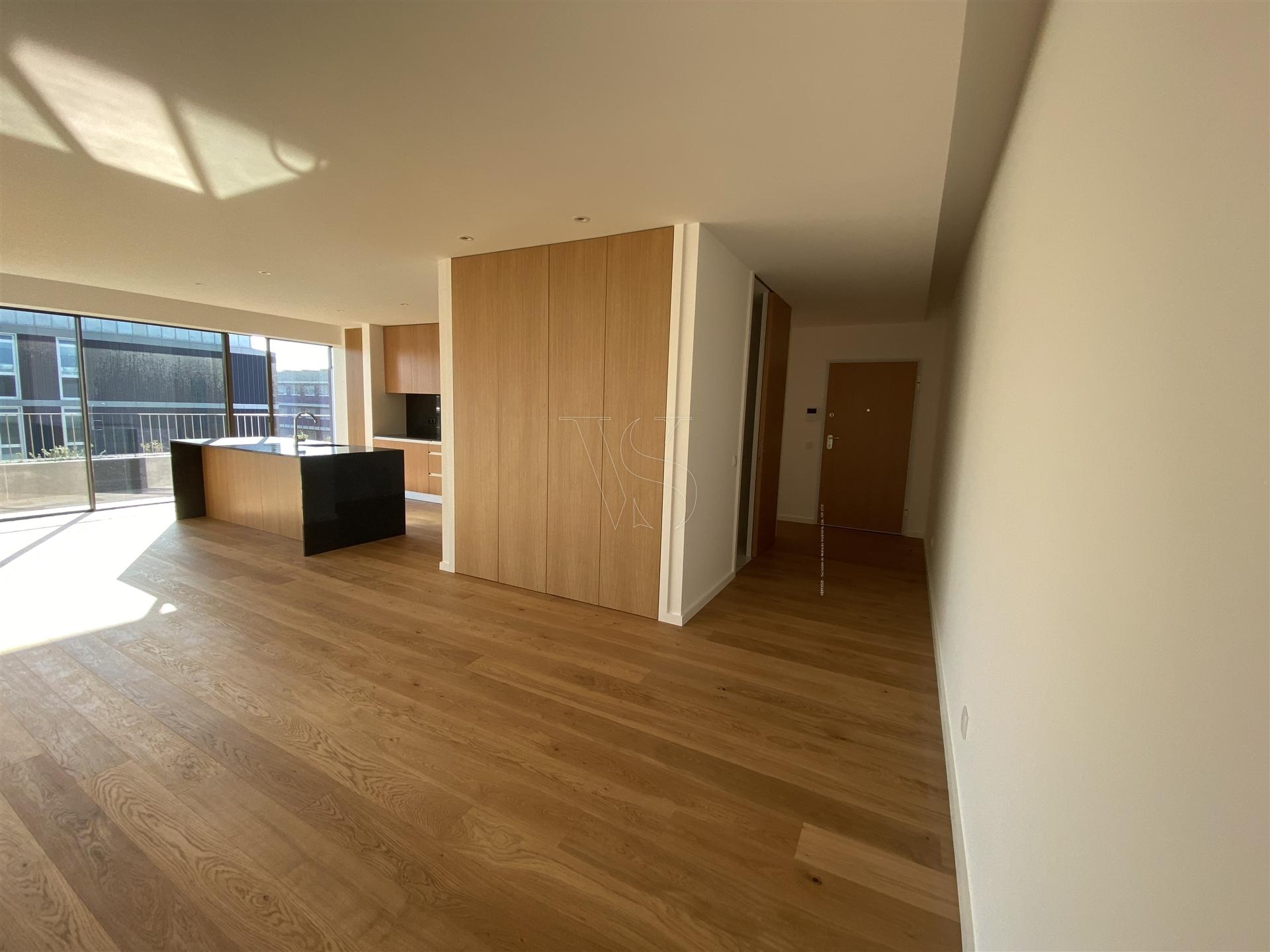 Cobertura T4 Exclusiva em Matosinhos Sul – Pronta a Habitar - 5 min da Praia de Matosinhos