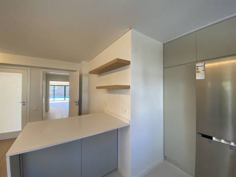 Moradia T5 de Luxo com Piscina na Zona Mais Exclusiva do Porto-Cristo Rei