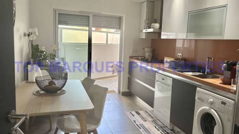 Apartamento T3 Arrendamento em Olhão,Olhão