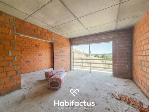 Apartamento T2 Duplex com terraço para venda em Viseu