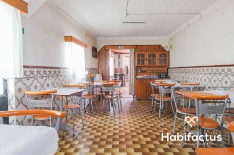 Restaurante Equipado com Esplanada à Venda em Mangualde
