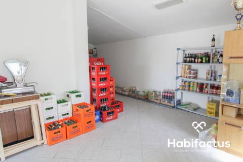 Restaurante Equipado com Esplanada à Venda em Mangualde