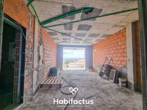 Apartamento T2 Duplex com terraço em Viseu
