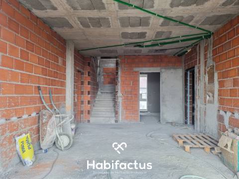 Apartamento T2 Duplex com terraço em Viseu