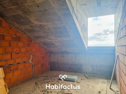 Apartamento T2 Duplex com terraço em Viseu