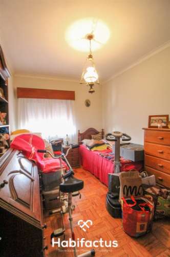 Apartamento T3 com terraço no centro de Viseu