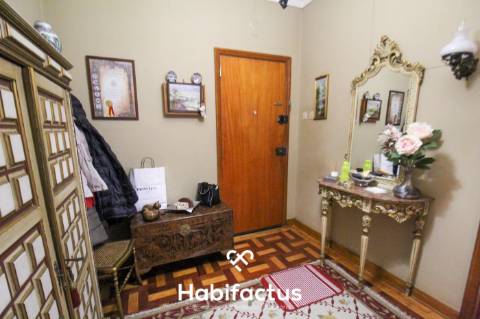 Apartamento T3 com terraço no centro de Viseu