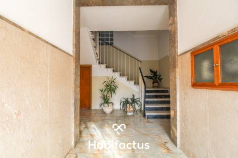 Apartamento T3 com terraço no centro de Viseu