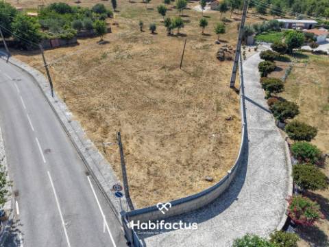 Terreno para venda em Viseu.