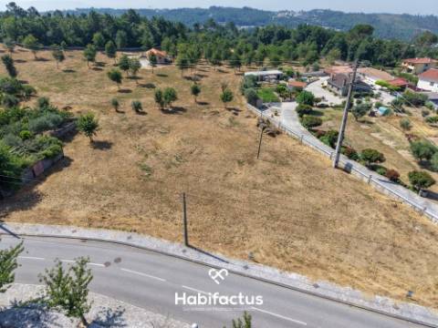 Terreno para venda em Viseu.
