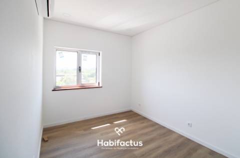 Apartamento T2 remodelado para venda em Viseu