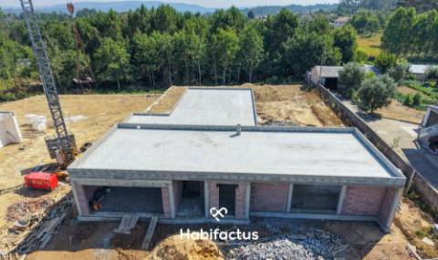 Moradia térrea T4 (em fase de construção) - Viseu