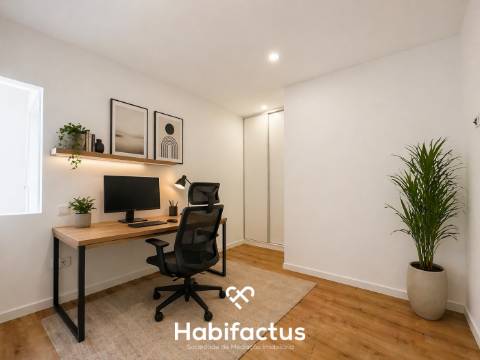 Apartamento T1+1 à Venda no Centro de Nelas – Zona das 4 Esquinas | Totalmente Remodelado - Viseu