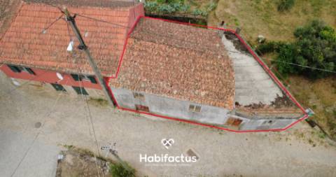 Moradia à venda T3 para reconstrução, freguesia e conselho Seia, Distrito da Guarda.