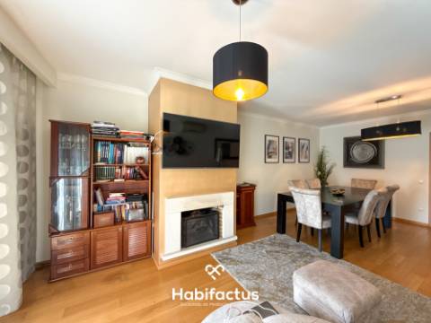 Apartamento T3 Duplex – Próximo do Palácio do Gelo - Viseu