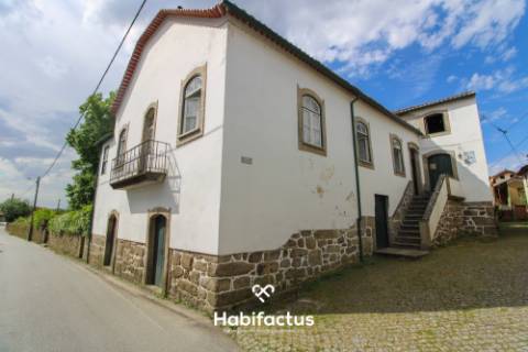 Quinta centenária, situada em Cabanas de Viriato - Viseu