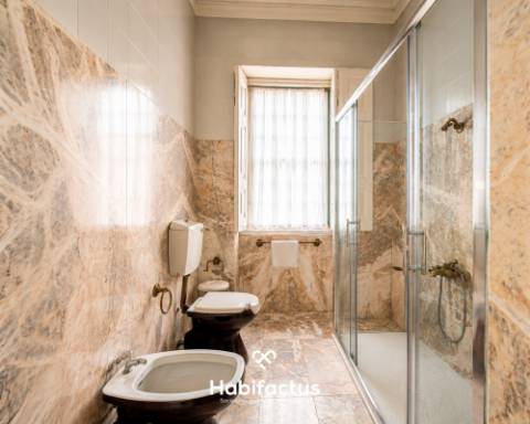 Palacete T5 com Potencial para Hotel de Charme - Viseu