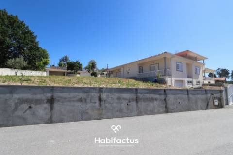 Moradia Isolada T5 para venda em Santos Êvos - Viseu
