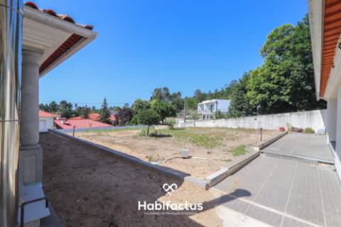Moradia Isolada T5 para venda em Santos Êvos - Viseu