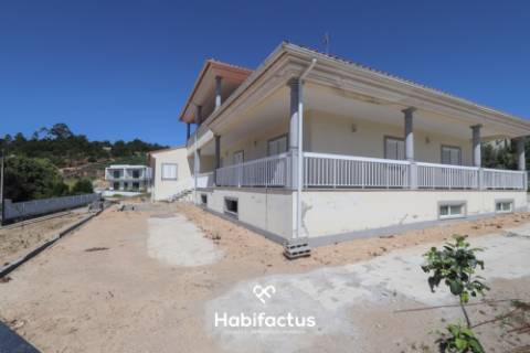 Moradia Isolada T5 para venda em Santos Êvos - Viseu