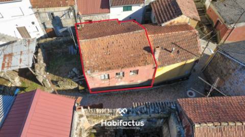 Moradia T3 para Venda em Paranhos da Beira – Seia