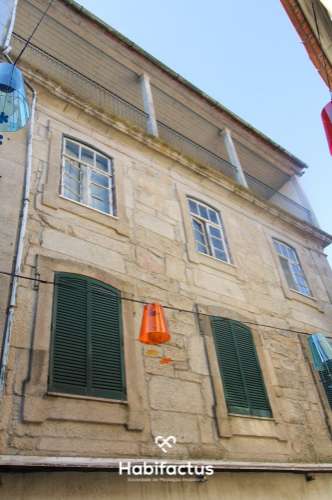 Apartamento T4 na zona histórica - Viseu