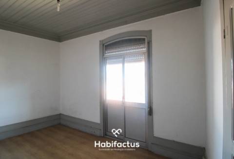 Apartamento T4 na zona histórica - Viseu