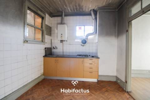 Apartamento T4 na zona histórica - Viseu