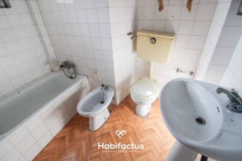 Apartamento T4 na zona histórica - Viseu