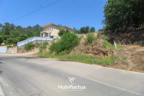 Terreno Urbanizável com PIP Aprovado a Apenas 5 Minutos do centro Viseu