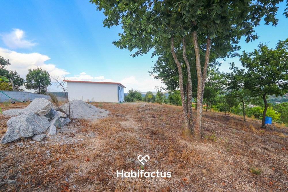 Lote de terreno urbano com 5003 m2 para venda em Santos Êvos