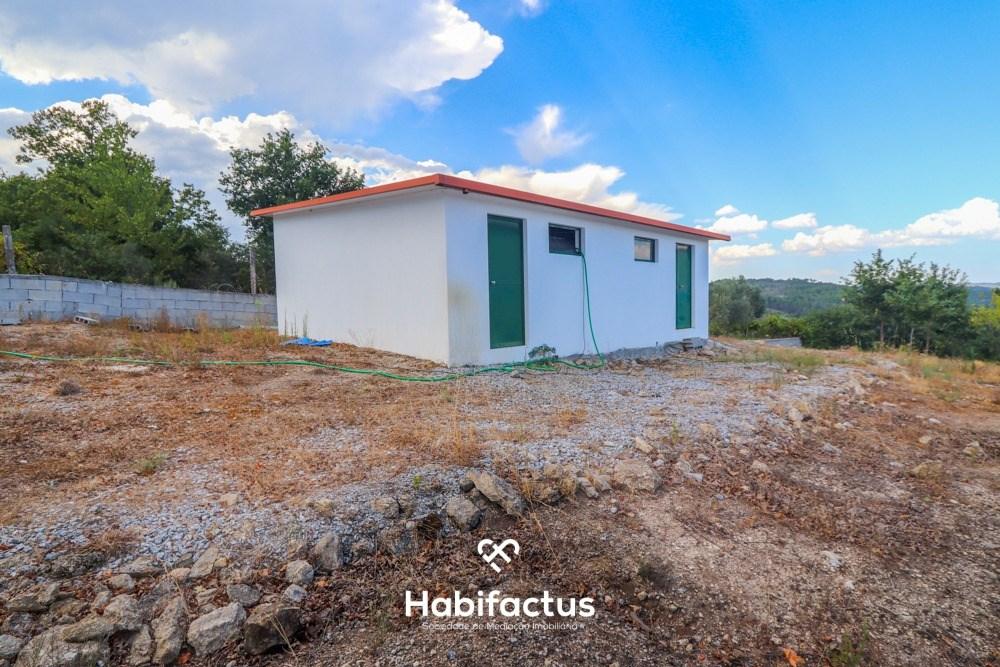Lote de terreno urbano com 5003 m2 para venda em Santos Êvos