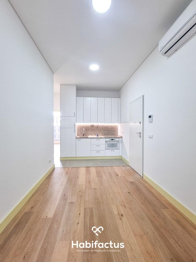 Apartamento T2 para venda no centro de Viseu