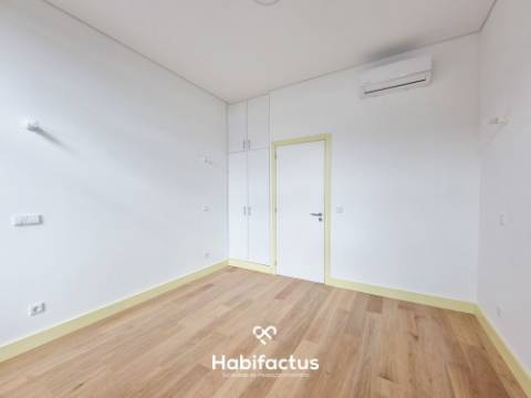 Apartamento T2 para venda no centro de Viseu