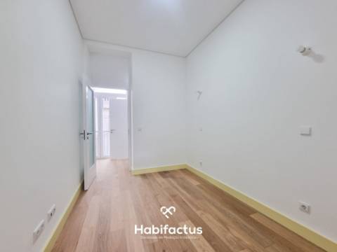 Apartamento T2 para venda no centro de Viseu