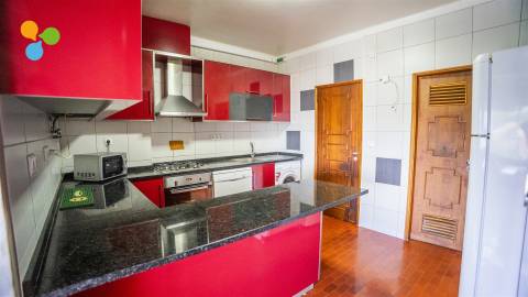 Apartamento T4 junto à Universidade da Beira Interior em Covilhã