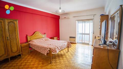 Apartamento T4 junto à Universidade da Beira Interior em Covilhã