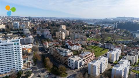 Garagem  Arrendamento em Lordelo do Ouro e Massarelos,Porto