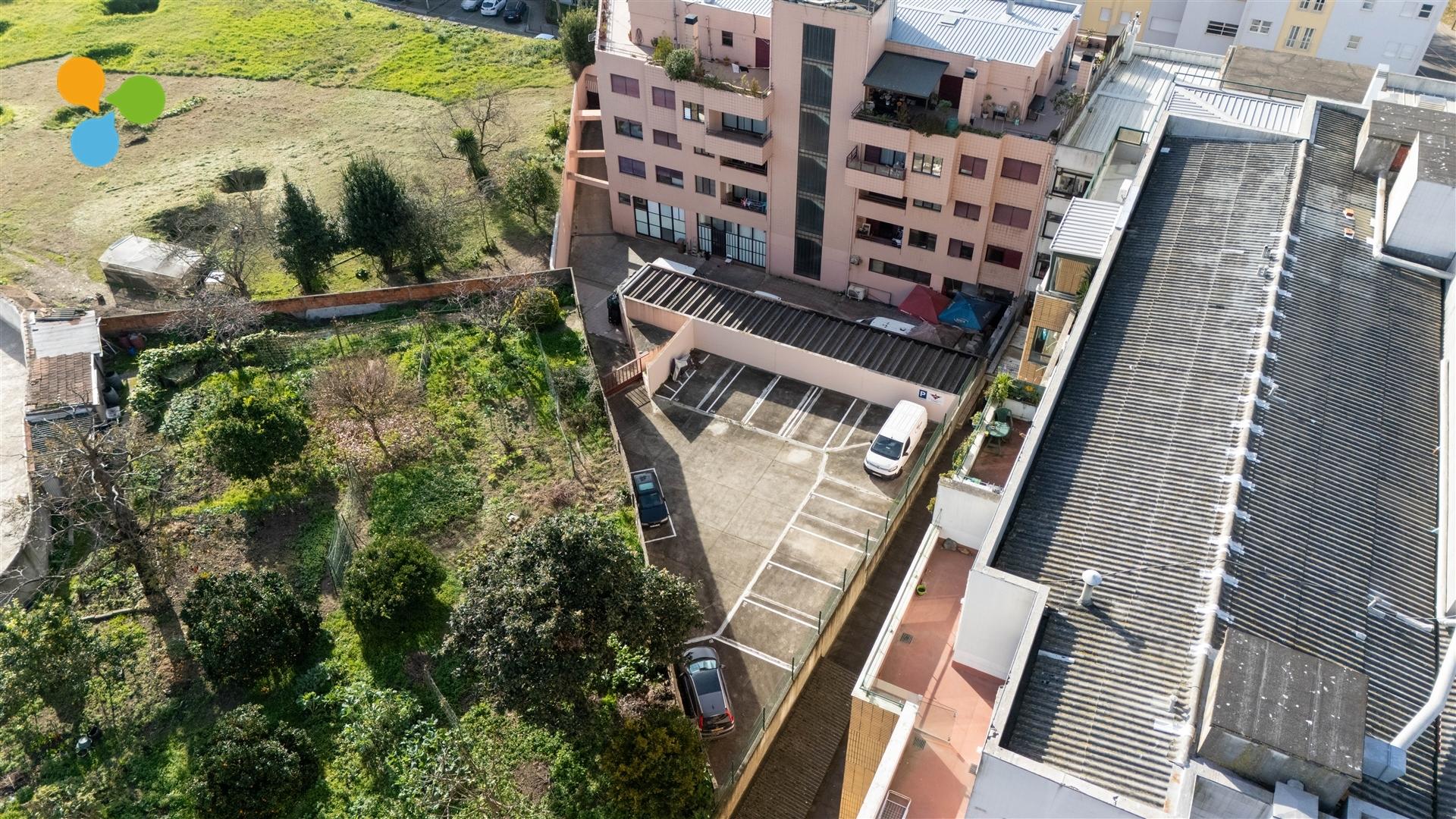 Garagem  Arrendamento em Lordelo do Ouro e Massarelos,Porto