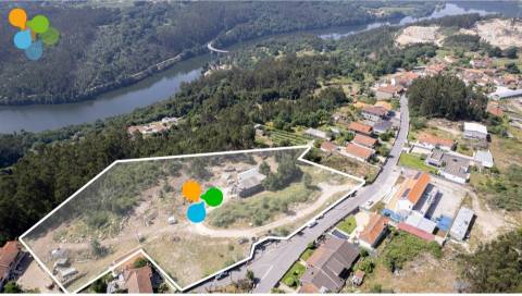 Terreno com 11.500 m² e Elevado Potencial de Construção junto ao rio Tâmega, em Abragão - Penafiel