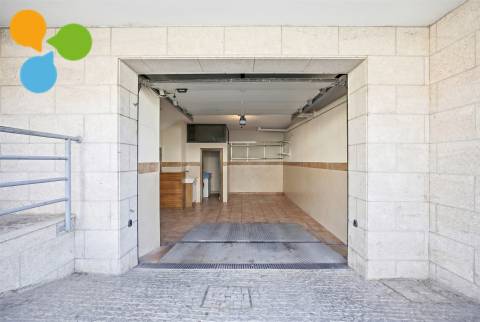 Moradia T3 em Pedrouços, a poucos minutos do Porto