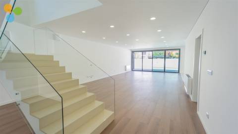Moradia Isolada T4 Nova | Quinta da Ponte da Terra